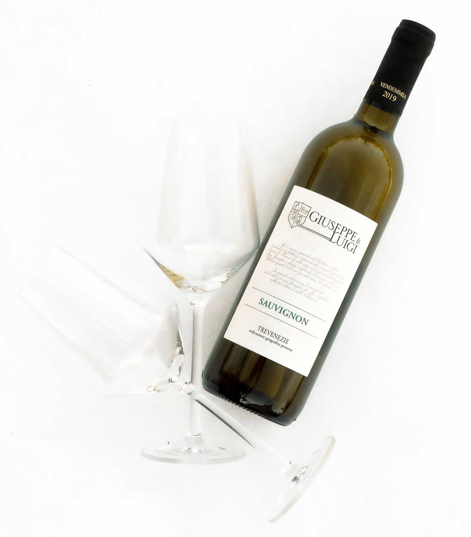 Granvine - vinho branco com taça